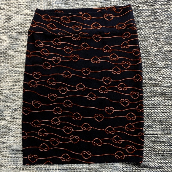 LuLaRoe Dresses & Skirts - Large LuLaRoe Cassie Skirt